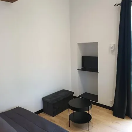 Atypique Et Calme Apartmán
